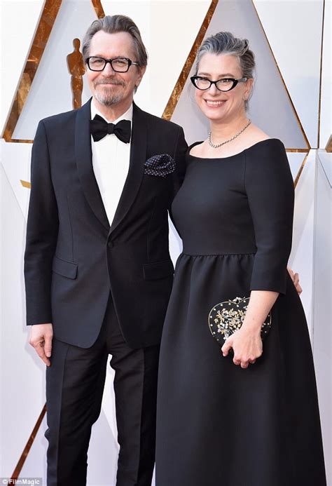 gary oldman wife